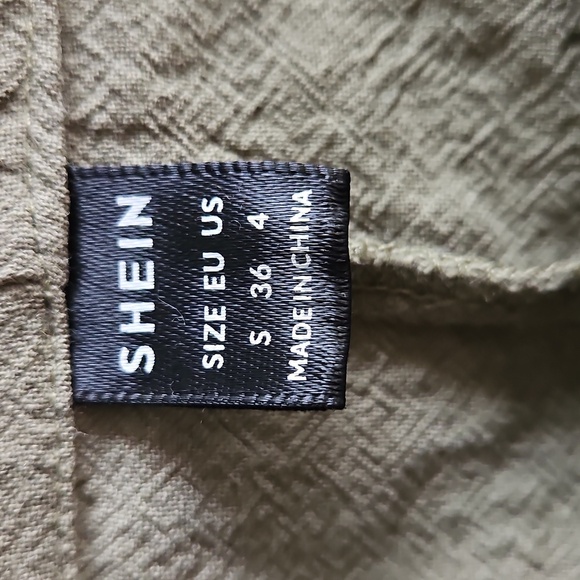 2/$20 SHEIN - NWOT 100% Cotton Khaki Textured Romper - Oversized Size Small - Picture 3 of 5